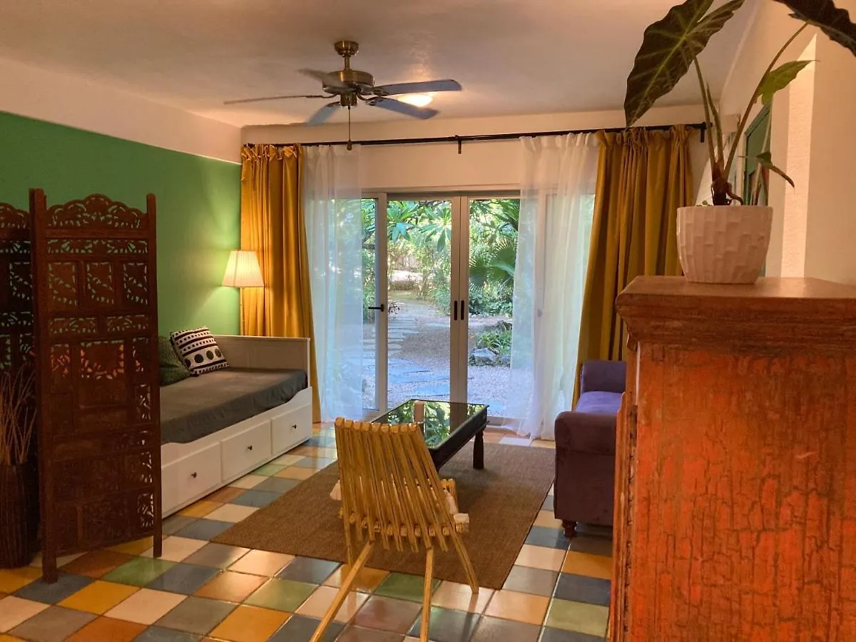 'Frida House' One Bedroom Apartment With Garden Cabarete