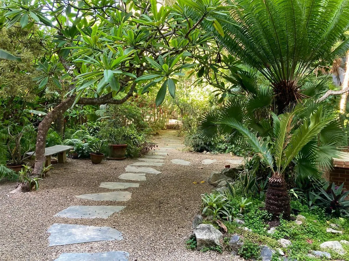 'Frida House' One Bedroom Apartment With Garden Cabarete